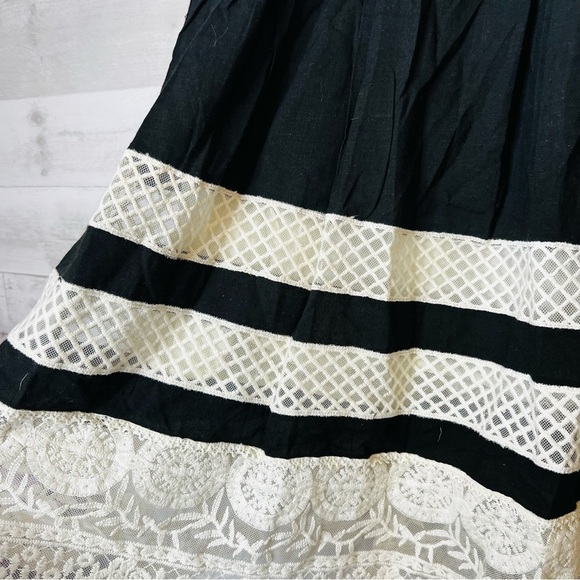 Cirana Black Full Skirt with Lace and Crochet Detail - Picture 3 of 4